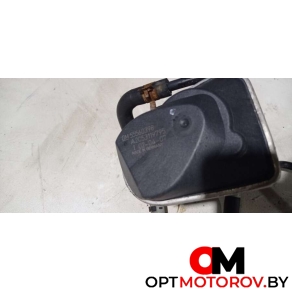 Дроссельная заслонка  Opel Astra 3 2008 55560398             #2