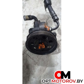 Насос гидроусилителя руля  Ford Focus 2004 1358497              #1