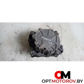 Вакуумный насос  Volkswagen Tiguan 1 поколение 2010 03L145100F           #1