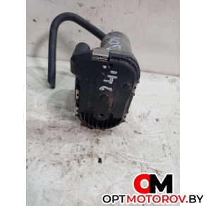 Дроссельная заслонка  Audi A6 2003 078133062b           #2