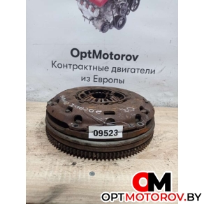 Маховик  Kia Carens 2 поколение 2004 23200-27400          #2