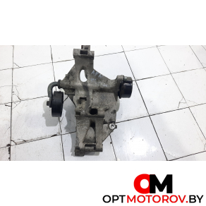 Натяжитель ремня генератора  Volkswagen Passat B5 1999 028903143AB #1