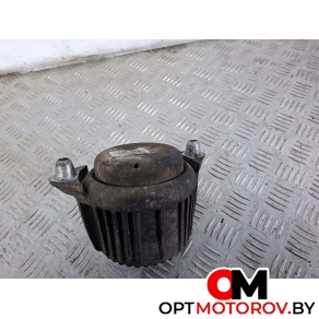 Подушка крепления двигателя  Mercedes-Benz C-Класс W204/S204 2007 A2042400317Q3, 2042400317 #1