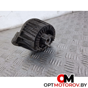 Подушка крепления двигателя  Mercedes-Benz C-Класс W204/S204 2007 A2042400317Q3, 2042400317 #2