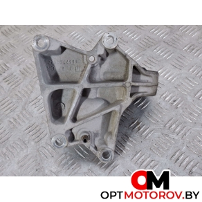 Кронштейн полуоси  Citroen Xsara Picasso 1 поколение [рестайлинг] 2007 9637792680, 96391768 #2