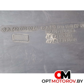 Корпус воздушногo фильтра  Mercedes-Benz E-Класс W211/S211 [рестайлинг] 2006 A6420940204, A6420901801 #2