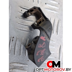 Крепление фары правой  Audi A4 B7 2008 1301398908 #1