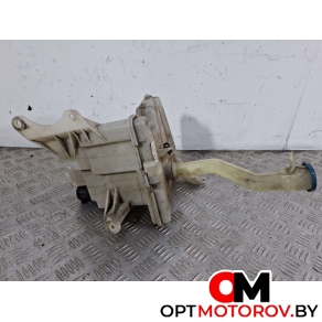 Бачок омывателя  Toyota Auris 1 поколение 2008 8531002230, 071025A #1