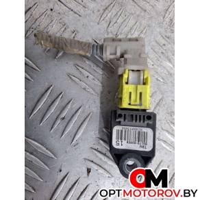 Датчик удара  Toyota Auris 1 поколение 2008 8917302050 #1