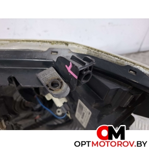 Фара правая  Toyota Auris 1 поколение 2008 8111002480, 89901945, 89901359 #5