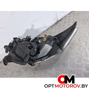 Фара правая  Toyota Auris 1 поколение 2008 8111002480, 89901945, 89901359 #6