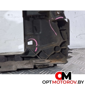 Передняя панель (телевизор)  Volkswagen Golf 6 поколение 2009 5K0806980B, 5K0806929B, 5K0805567A, 5K0805594F, 5K0805588 #9