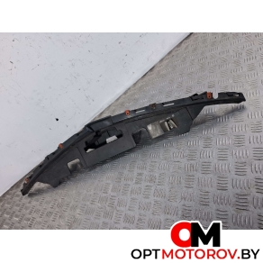 Накладка замка капота  Opel Insignia 1 поколение (A) 2012 55561769, 22864058 #1