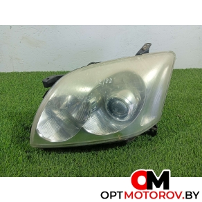 Фара правая  Toyota Avensis 2 поколение (T250) 2004 8117005220 #1