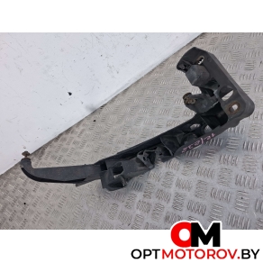 Крепление фары правой  Audi A3 8P/8PA [2-й рестайлинг] 2010 8P0805607 #3