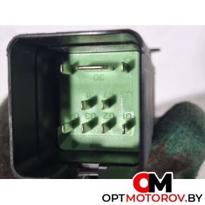 Реле накала свечей  Audi A3 8P/8PA [2-й рестайлинг] 2008 038907281D, 51299023A #2