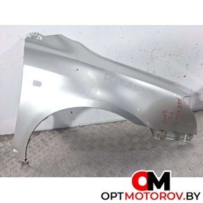 Крыло переднее правое  Toyota Avensis 3 поколение (T270) 2008  #1
