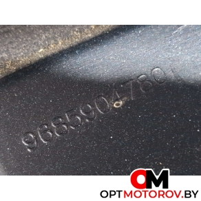 Капот  Peugeot 5008 1 поколение 2010 9685904780 #8