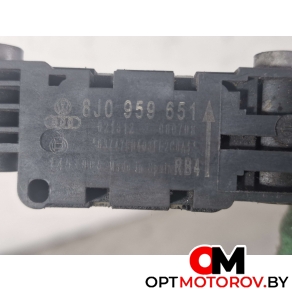 Датчик удара  Audi A3 8P/8PA [2-й рестайлинг] 2010 8J0959651 #2
