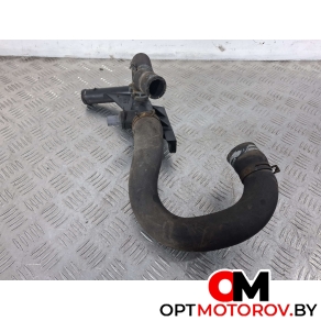 Фланец (тройник) системы охлаждения  Volkswagen Crafter 1 поколение 2007 076121085A, 076121063E #5