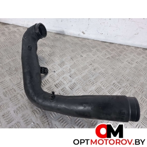 Воздуховод турбокомпрессора  Volkswagen Golf 5 поколение 2006 1K0129654AA #4