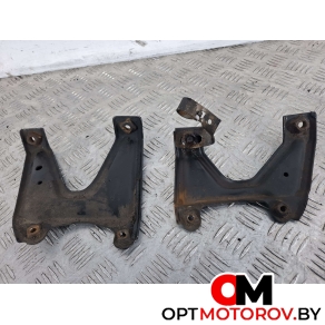 Кронштейн двигателя  Ford Transit 8 поколение 2016 4C116028AC, 4C116028BC #1