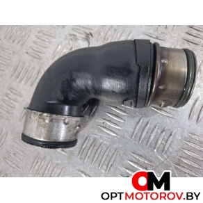 Патрубок турбины  Volkswagen Golf 5 поколение 2006 038131111A, 038131111 #1