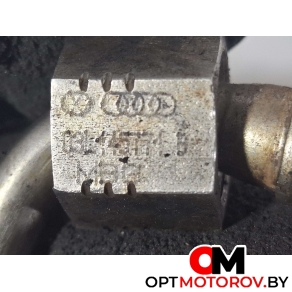 Масляная трубка турбины (подача)  Volkswagen Passat B6 2009 03L145771B #4