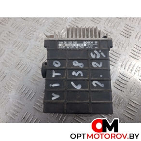 Блок управления двигателем  Mercedes-Benz Vito W638 2001 0235450632, 0281001705 #2