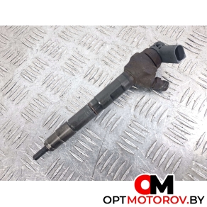 Форсунка топливная  Volkswagen Caddy 3 поколение [рестайлинг] 2014 0445110369, 03L130277J #1