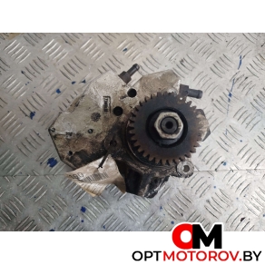 Насос ТНВД  Mercedes-Benz Vito W639 2007 A6420700201          #2