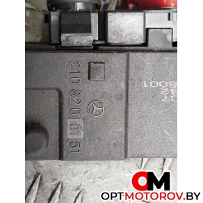 Кнопка аварийной сигнализации  Mercedes-Benz E-Класс W210/S210 [рестайлинг] 2000 2108200151, 2108208010 #4