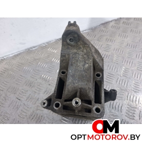 Кронштейн двигателя  Mercedes-Benz Sprinter 2 поколение (W906) 2006 A6462230404 #2