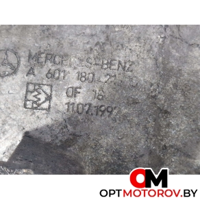 Корпус масляного фильтра  Mercedes-Benz Sprinter 1 поколение (W901-905) 1998 A6011802110 #4