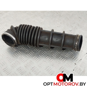 Патрубок воздушного фильтра  Opel Omega A 1990 90232758 #3