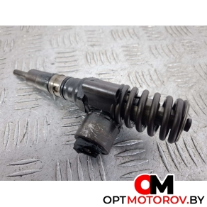 Форсунка топливная  Audi A4 B7 2007 0414720404, 03G130073G #1