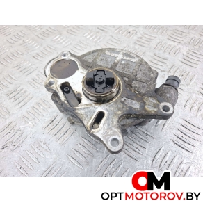 Вакуумный насос  Volkswagen Passat B6 2008 03L145100F #1