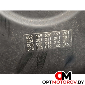 Капот  Mercedes-Benz C-Класс W204/S204 2010  #8 Капот  Mercedes-Benz C-Класс W204/S204 2010  #8