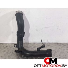 Патрубок интеркулера Volkswagen Passat B6 2005 1K0145770D, 1K0145762AD, 1K0145762AG, 0281002401, 0398906051C #3 Патрубок интеркулера Volkswagen Passat B6 2005 1K0145770D, 1K0145762AD, 1K0145762AG, 0281002401, 0398906051C #3