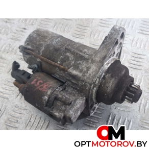 Стартер  Volkswagen Golf 5 поколение 2007 02Z911023H, TS18E1 #1