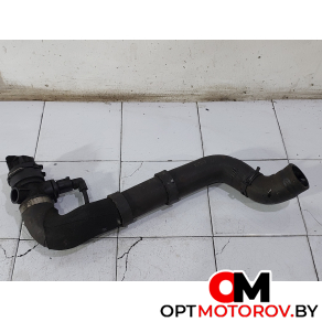 Патрубок охлаждения  Audi A6 4F/C6 2004 3D01220051AD #1