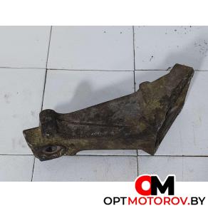 Кронштейн двигателя  Mercedes-Benz Sprinter 1 поколение (W901-905) [рестайлинг] 2004 A6112230404 #2