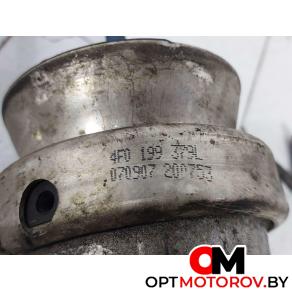 Подушка крепления двигателя  Audi A4 B7 2007 4F0199379L #4