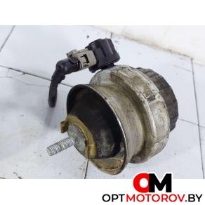 Подушка крепления двигателя  Audi A4 B7 2007 4F0199382D #3