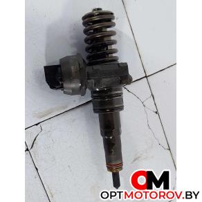 Форсунка топливная  Volkswagen Golf 5 поколение 2007 038130073BN, 0414720313 #1