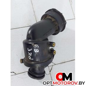 Патрубок интеркулера  Mercedes-Benz E-Класс W210/S210 [рестайлинг] 2000 A6130980207 #1