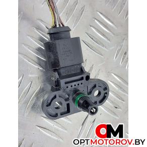 Клапан электромагнитный  Audi A8 D3/4E [рестайлинг] 2007 0261230095, 03C906051 #2