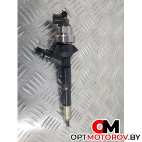 Форсунка топливная  Opel Astra J [рестайлинг] 2013 97376270, 8973762703 #1
