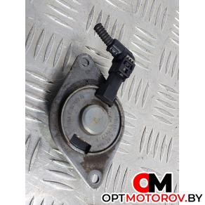 Клапан фазорегулятора  Opel Astra J 2010 55562223, F34751213 #2