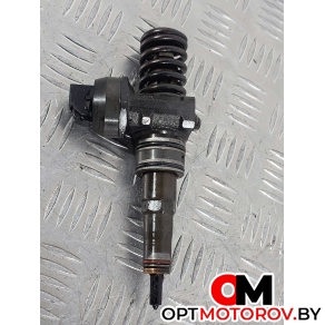 Форсунка топливная  Volkswagen Passat B6 2006 038130073BN, 0414720313 #1